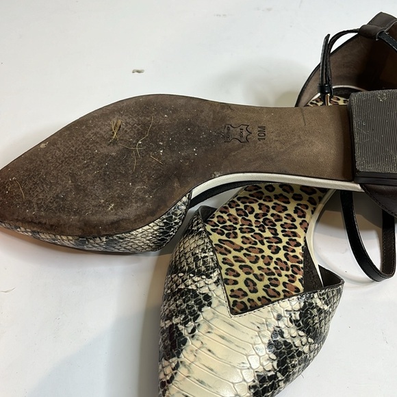 Tory Burch | V-cut Ankle Strap Python Sandal Snake Print - Picture 5 of 6